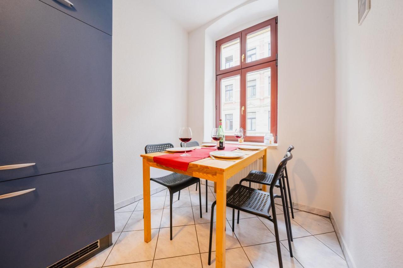 Blue Chili 08 - Magdeburg 2-Zimmer Altbau, Wi-Fi, 5 Pax Eksteriør bilde