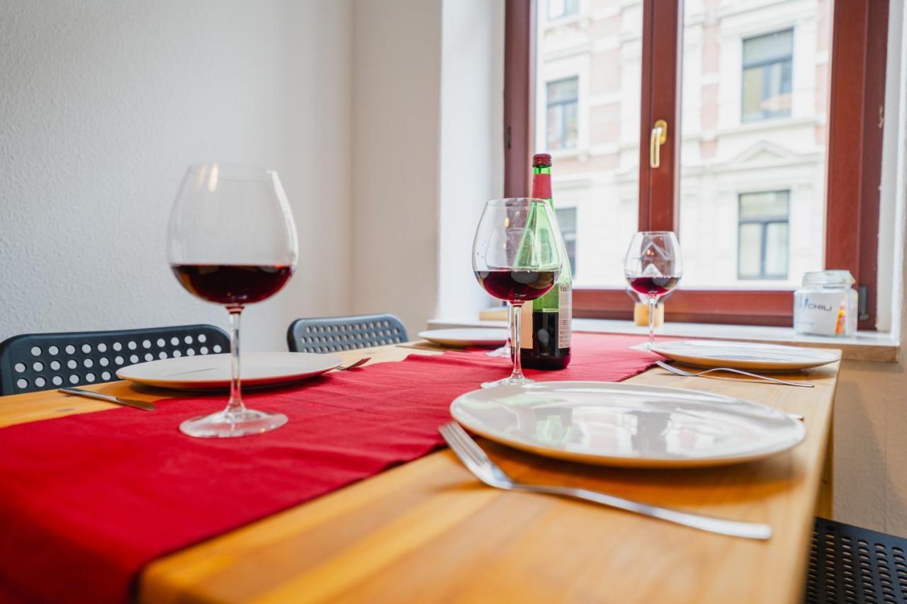 Blue Chili 08 - Magdeburg 2-Zimmer Altbau, Wi-Fi, 5 Pax Eksteriør bilde